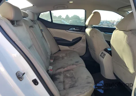 2017 Nissan Maxima 3.5S from USA, damaged, VIN 1N4AA6AP3HC390317